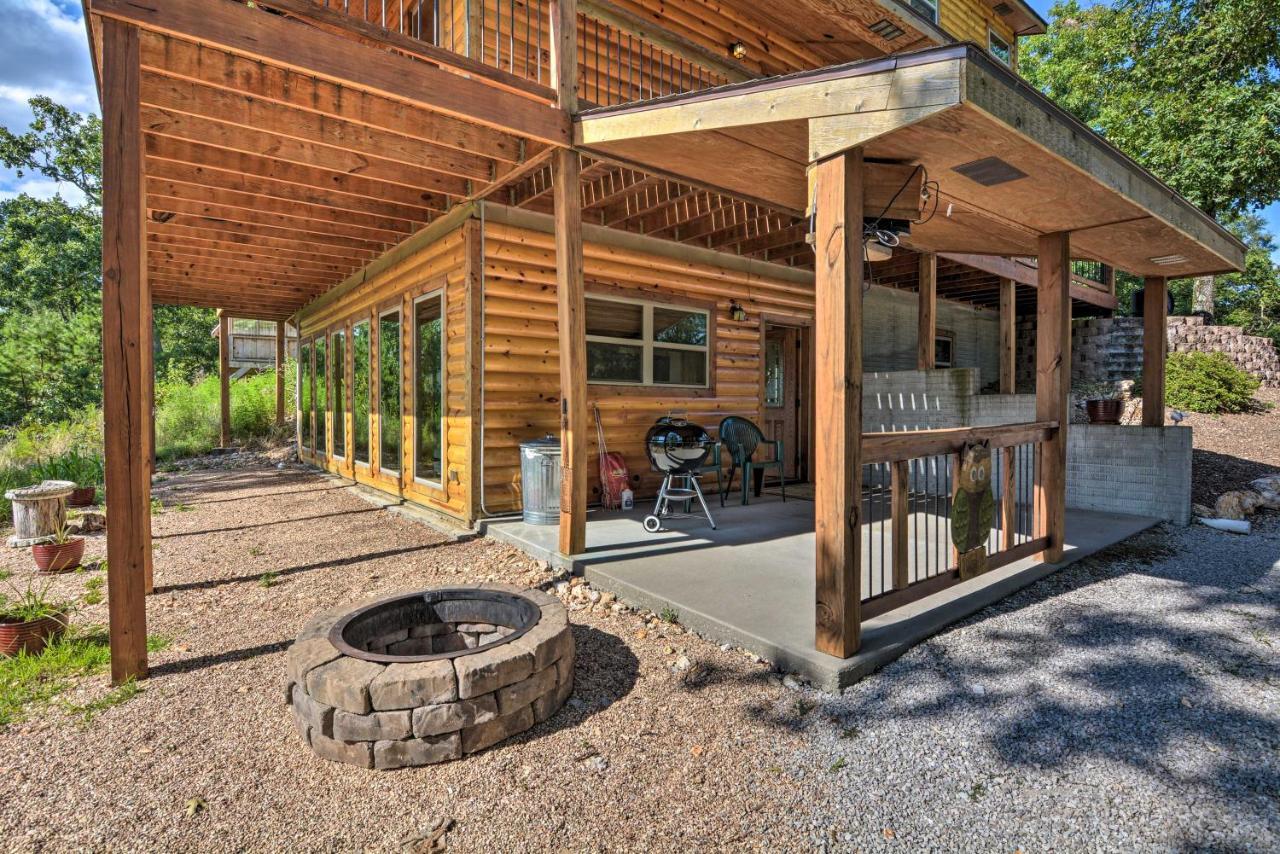 Spacious Log Cabin With Fire Pit And Game Room! Eureka Springs Exterior foto